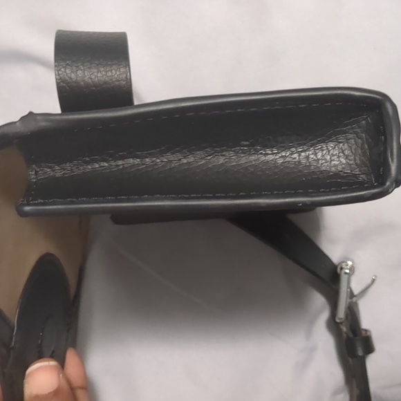 Michael Kors Fanny Pack - Picture 6 of 10